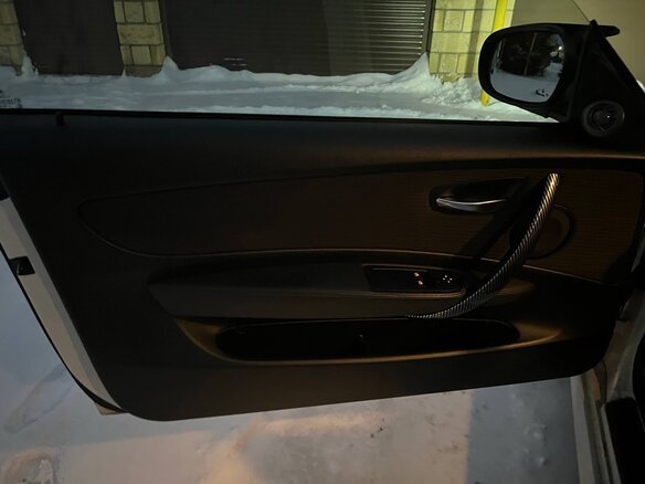 2010 BMW 1 серии 116i I (E81/E82/E87/E88) Рестайлинг, белый, 900000 рублей - вид 30