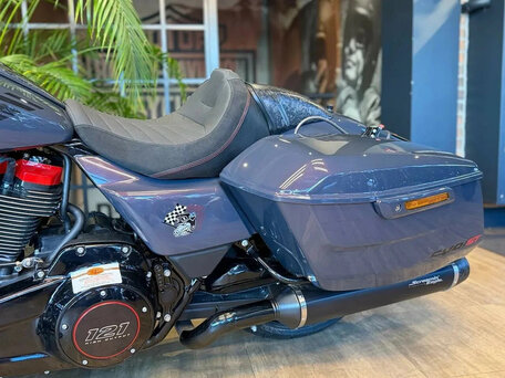 2026 Harley-Davidson CVO Road Glide ST, серый, 6500000 рублей, вид 3
