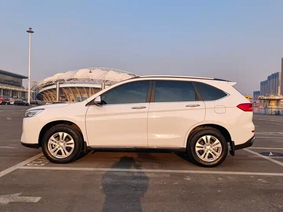 2022 Haval M6 Plus II, белый - вид 3
