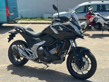 2026 Honda NC 750X, чёрный, 1399900 рублей, вид 4
