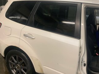 2009 Subaru Forester III, белый, 700000 рублей, вид 3