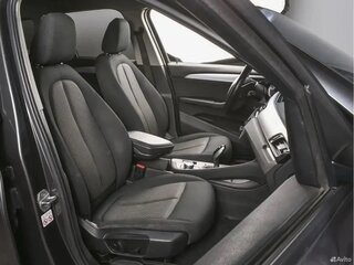 2018 BMW X1 18i sDrive II (F48), серый, 1700000 рублей, вид 5