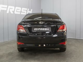 2014 Hyundai Solaris I Рестайлинг, чёрный, 910000 рублей, вид 4