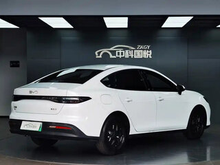 2025 BYD Seal 05 7.68 kWh, белый, 2550000 рублей, вид 3