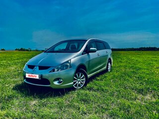 2003 Mitsubishi Grandis I, серый, 610000 рублей, вид 2
