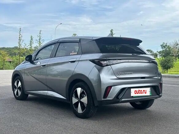 2026 BYD Dolphin 30.7 kWh I, серый, 1400077 рублей - вид 6