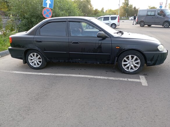 2007 Kia Spectra I Рестайлинг 2, чёрный, 130000 рублей - вид 2