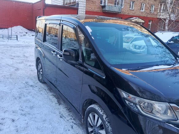 2015 Honda Stepwgn V, чёрный, 1860000 рублей - вид 3