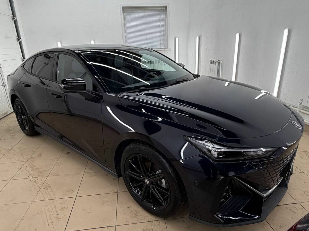 Открыть фотографии: Changan UNI-V I