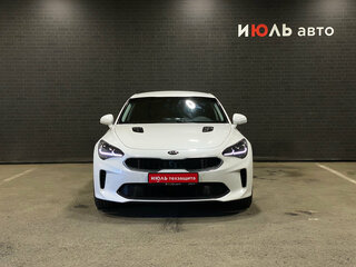 2019 Kia Stinger I, белый, 2550000 рублей, вид 2