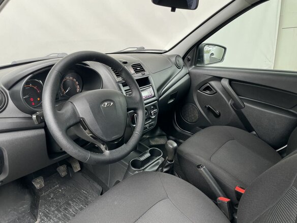 2020 Lada (ВАЗ) Granta I Рестайлинг, белый - вид 10