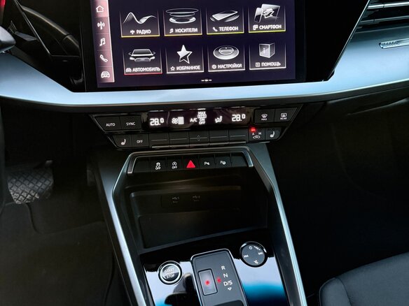2021 Audi A3 35 TFSI IV (8Y), синий, 1600000 рублей - вид 23