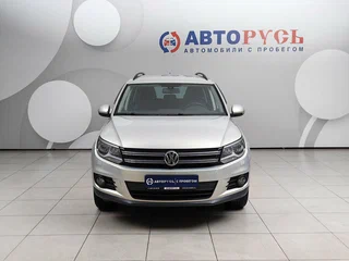 2015 Volkswagen Tiguan I Рестайлинг, серебристый, 1271000 рублей, вид 3