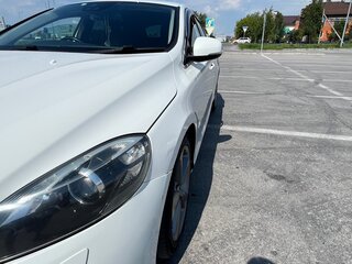 2014 Volvo V40 II, белый, 1120000 рублей, вид 1