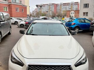 2019 Infiniti Q50 I Рестайлинг, белый, 1900000 рублей, вид 1