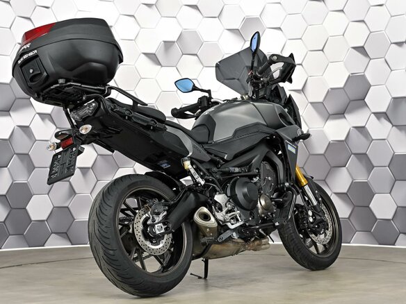 2015 Yamaha MT-09 Tracer (FJ-09), серый, 799000 рублей - вид 6