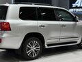 2014 Toyota Land Cruiser 200 Series Рестайлинг 1, серебристый, 3930000 рублей - вид 5