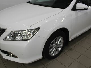 2014 Toyota Camry VII (XV50), белый, 2050000 рублей, вид 4