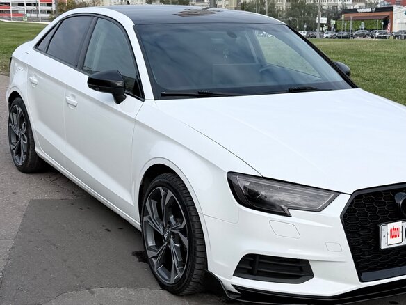2018 Audi A3 III (8V) Рестайлинг, белый, 1600000 рублей - вид 8
