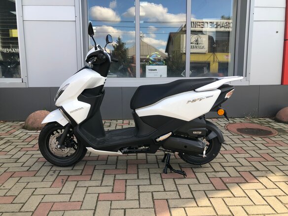 2026 Honda NS125RX, белый, 300000 рублей - вид 6