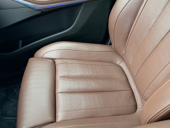 2019 BMW X5 30d IV (G05/G18), синий, 7600000 рублей - вид 16