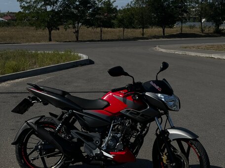 2021 Bajaj Pulsar 125, красный, 125000 рублей, вид 3