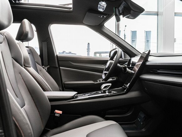 2026 Geely Cityray, серый, 3344990 рублей - вид 11