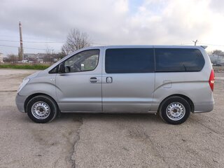 2008 Hyundai Grand Starex I, серебристый, 1280000 рублей, вид 3