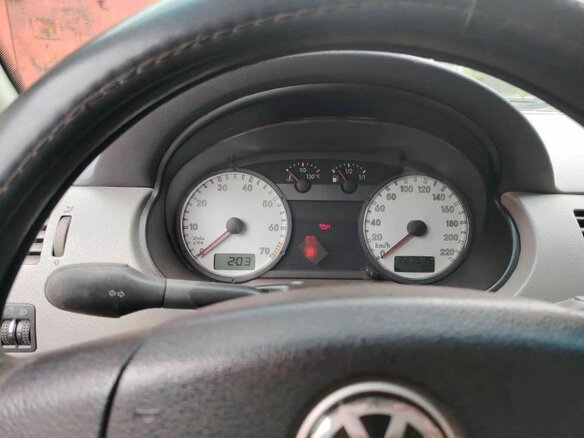 2005 Volkswagen Pointer, красный, 130000 рублей - вид 5