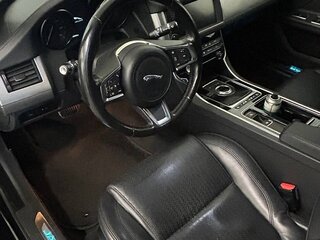 2018 Jaguar XF II, чёрный, 3100000 рублей, вид 5