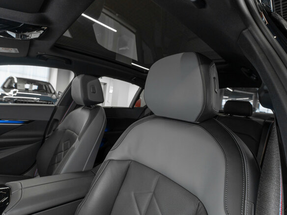 2024 BMW 5 серии 530i xDrive VIII (G60/G61/G68), синий, 8500000 рублей - вид 16
