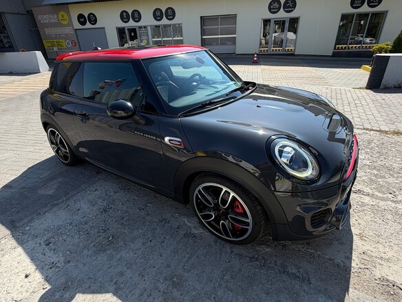 2019 Mini Hatch JCW III (F55/F56) Рестайлинг, серый - вид 2