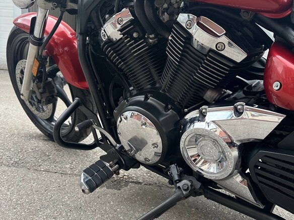 2011 Yamaha XVS1300, красный, 845000 рублей - вид 3