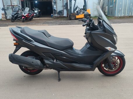 2018 Suzuki Burgman (SkyWave) 400, чёрный, 499000 рублей, вид 1
