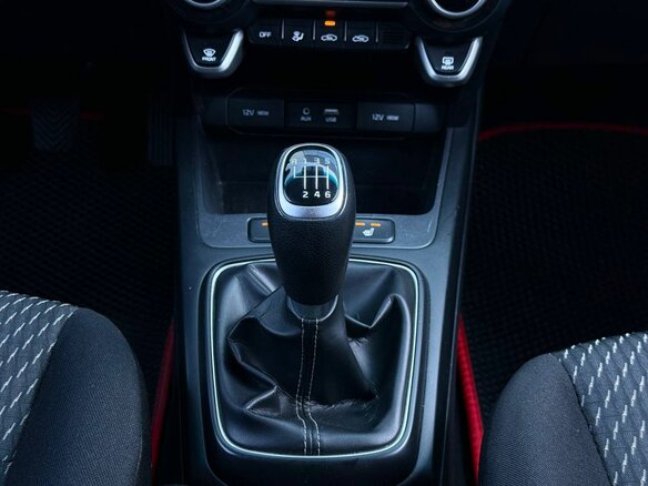 2019 Kia Rio IV, серый, 1249000 рублей - вид 19