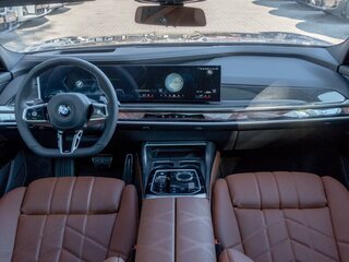 2026 BMW 7 серии 740d xDrive VII (G70), серый, 14460000 рублей, вид 5