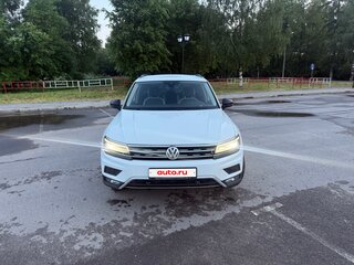 2019 Volkswagen Tiguan II, белый, 2550000 рублей, вид 2