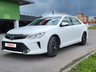 2017 Toyota Camry VII (XV50) Рестайлинг, белый, 2150000 рублей, вид 1