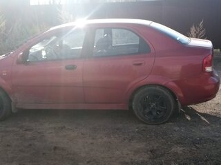 2004 Chevrolet Aveo I, красный, 160000 рублей, вид 3