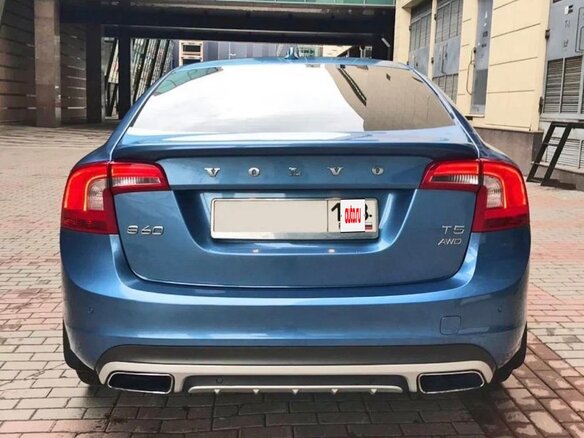 2013 Volvo S60 II Рестайлинг, синий, 1900000 рублей - вид 4