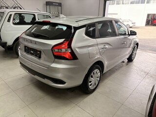 2026 Lada (ВАЗ) Iskra SW, серебристый, 1555900 рублей, вид 3