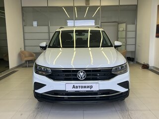 2021 Volkswagen Tiguan II Рестайлинг, белый, 2930000 рублей, вид 2