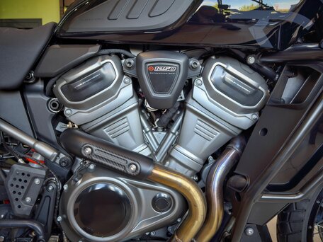 2021 Harley-Davidson Pan America Special, чёрный, 1600000 рублей, вид 4