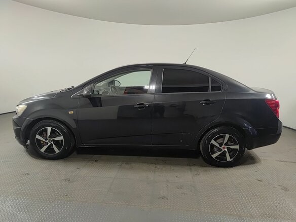 2013 Chevrolet Aveo II, чёрный, 455000 рублей - вид 7