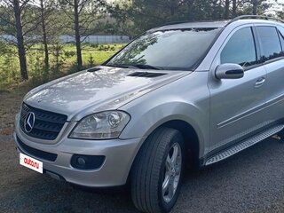 2005 Mercedes-Benz M-Класс 350 II (W164), серебристый, 1050000 рублей, вид 1