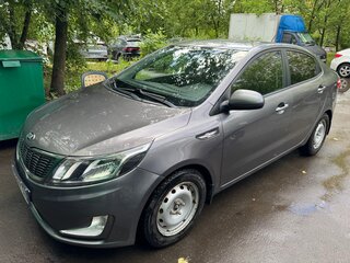 2014 Kia Rio 6-speed III, серый, 801000 рублей, вид 1