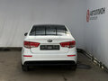 2017 Kia Rio III Рестайлинг, белый, 999000 рублей - вид 3