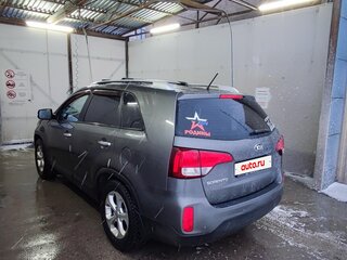 2012 Kia Sorento II Рестайлинг, серый, 1600000 рублей, вид 4