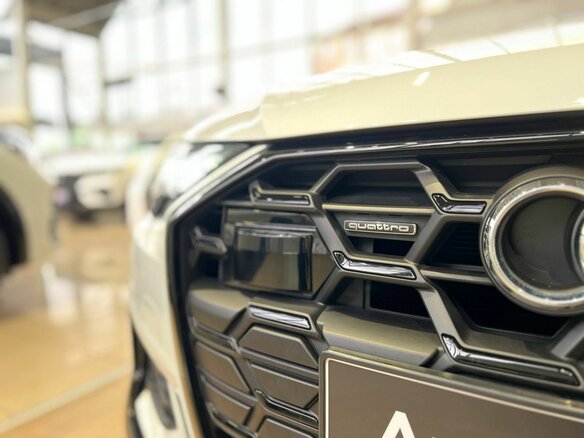 2024 Audi A6 45 TFSI V (C8) Рестайлинг, белый, 6649000 рублей - вид 13