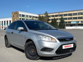 2010 Ford Focus II Рестайлинг, серебристый, 360000 рублей, вид 1